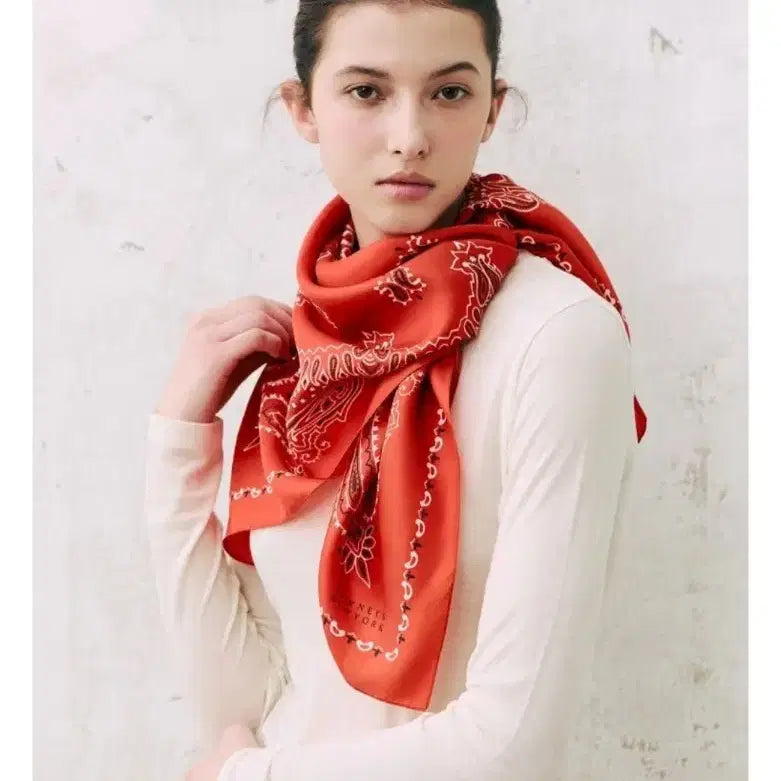 [BUNJANG] Barneys New York 26SS Silk Studded Scarf / 새상품)바니스뉴욕 26SS 실크 스터드 스카프