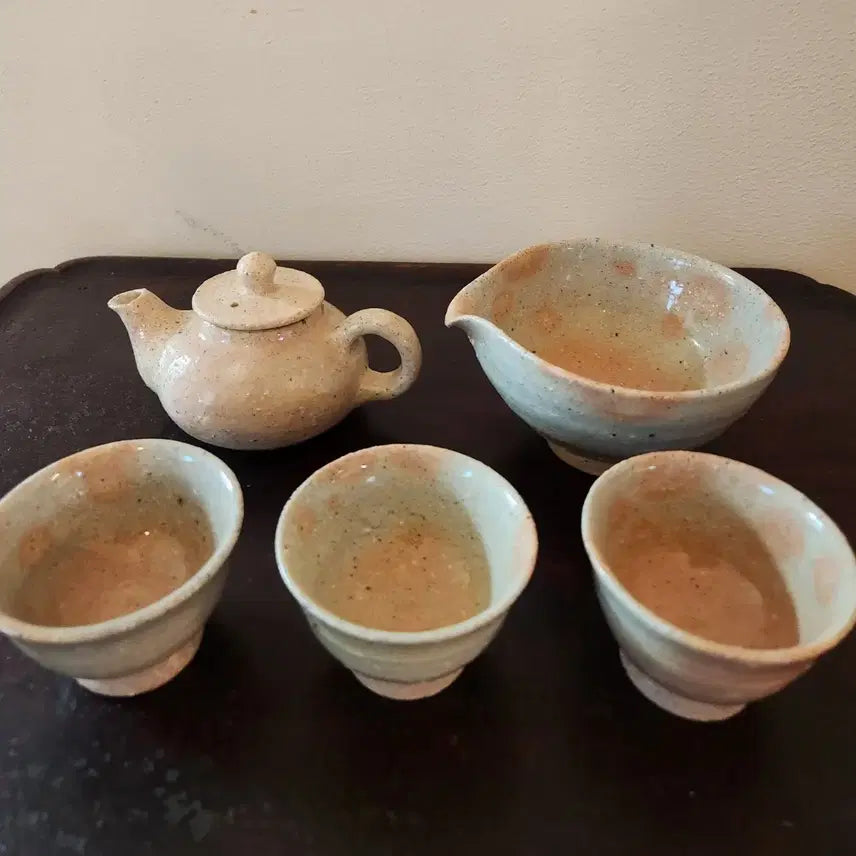 [BUNJANG] Unknown Artist Buncheong Honghwa 3-Person Tea Set / 작가작품 분청 홍화 3인 다기세트 "찻자리에 피어난 복사꽃"