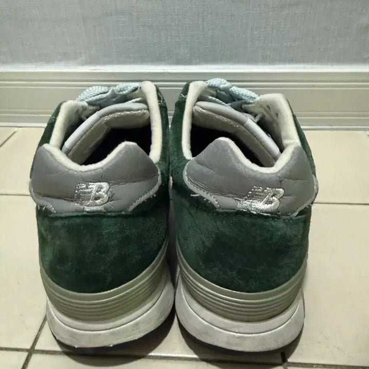 [BUNJANG] New Balance 1400 Mountain Green Suede Sneakers / 뉴발란스 1400 마운틴 그린 스웨이드