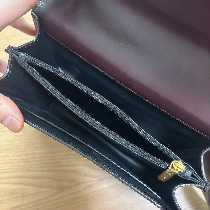 [BUNJANG] Charles &amp; Keith Crossbody Shoulder Mini Bag / 찰스앤키스 크로스백 숄더백 미니백 가방