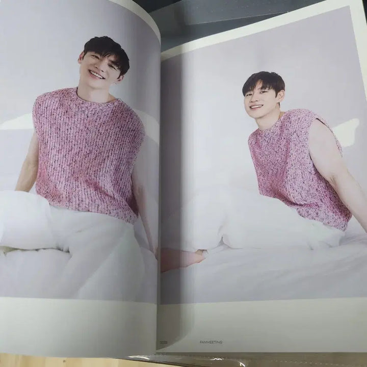 [BUNJANG] Lee Je-hoon 2023 MD Brochure / 이제훈 23년도 md 브로셔(화보집)