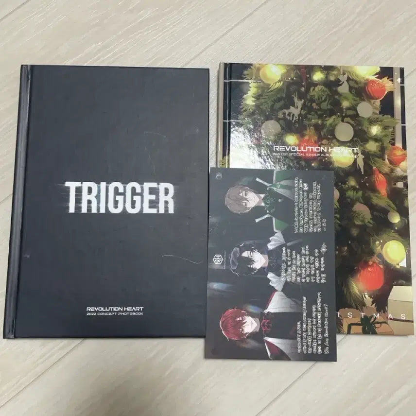 [BUNJANG] Lee Re Revolution Trigger Bundle Set / 리레볼루션 포토북 흰눈,트리거 일괄