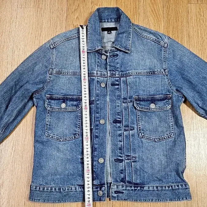 [BUNJANG] Uniqlo Denim Jacket / 유니클로 청 데님 자켓