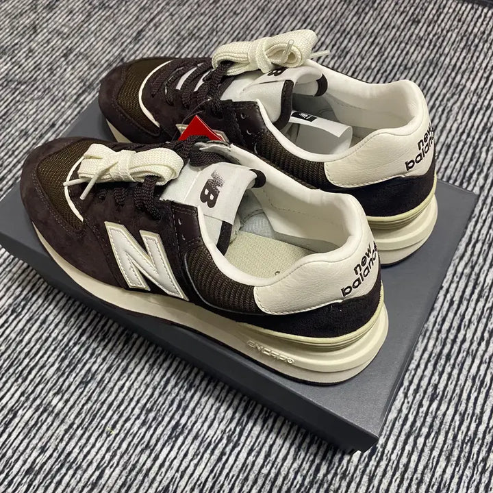 [BUNJANG] New Balance 574 Legacy Brown Sneakers / 뉴발란스 574 레거시 브라운 (260)