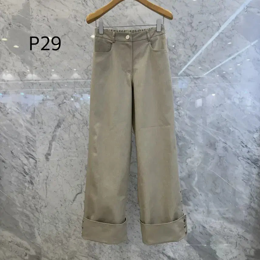 [SOLD OUT] js뉴욕스타일신상(당일발송)뒷밴딩 밑단 카브라 포인트 바지