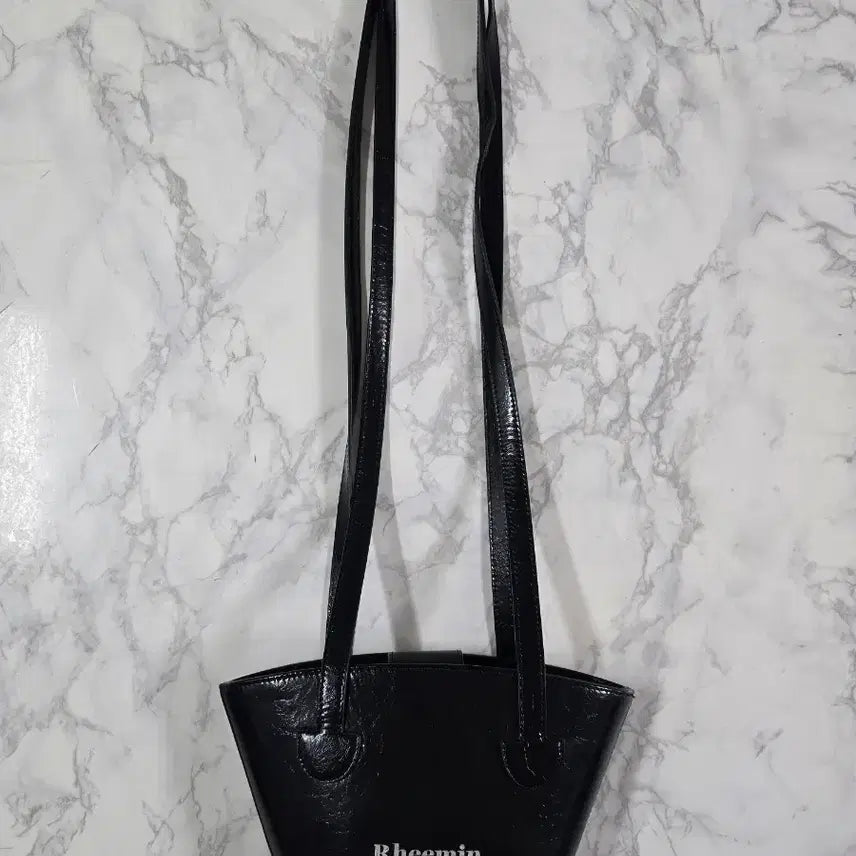 [BUNJANG] Rimin Leather Shoulder Bag / 리민 래더 숄더백