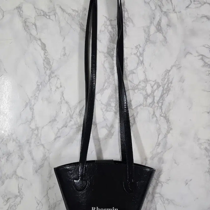 [BUNJANG] Rimin Leather Shoulder Bag / 리민 래더 숄더백