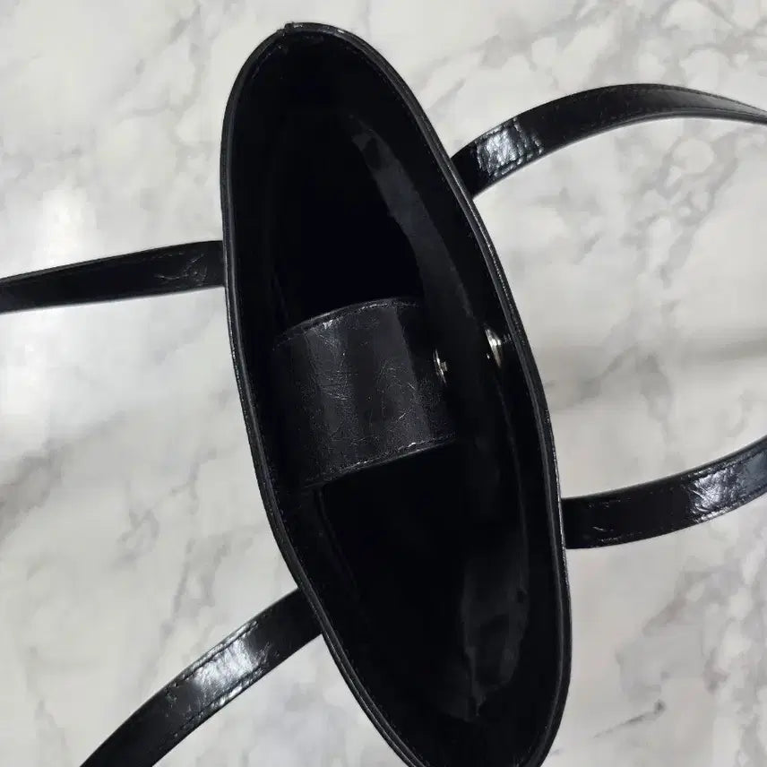 [BUNJANG] Rimin Leather Shoulder Bag / 리민 래더 숄더백