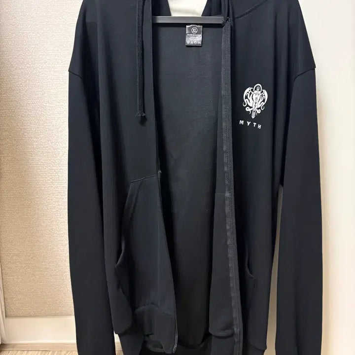 [BUNJANG] Hololive MYTH XL Hoodie / 홀로라이브 MYTH XL 후드티