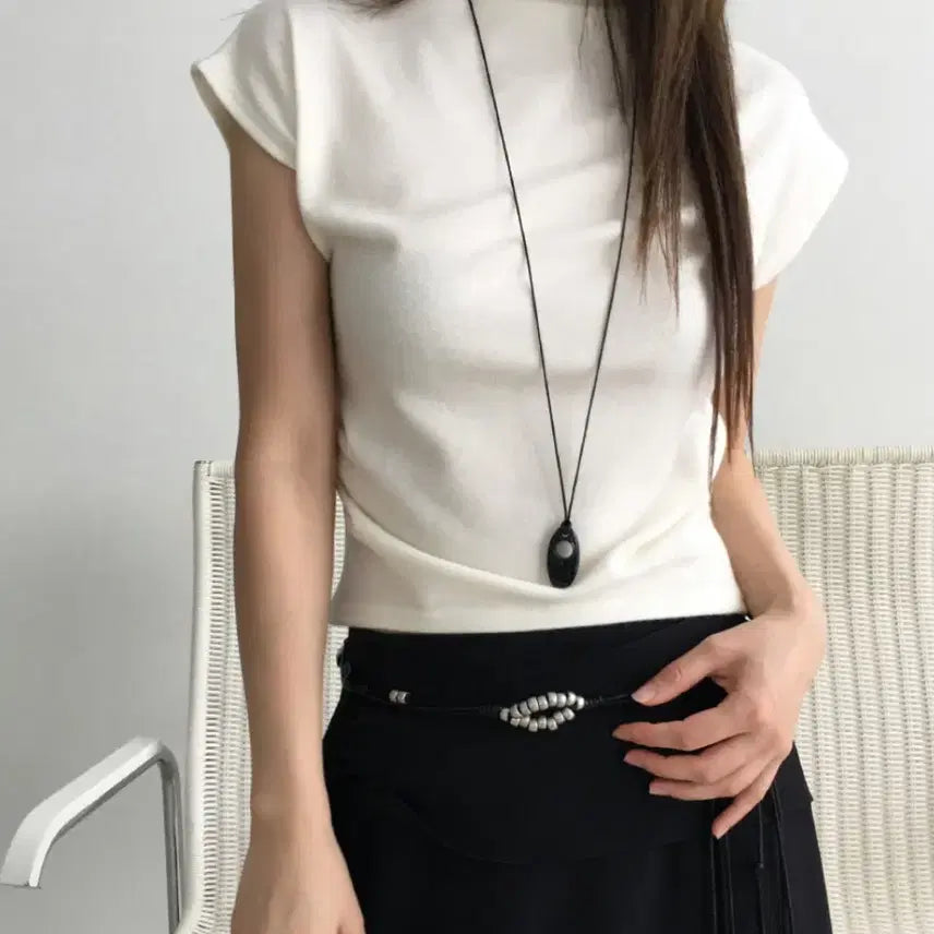 [BUNJANG] White Mock Neck Short Sleeve T-shirt / 화이트 반팔 모크넥 티셔츠