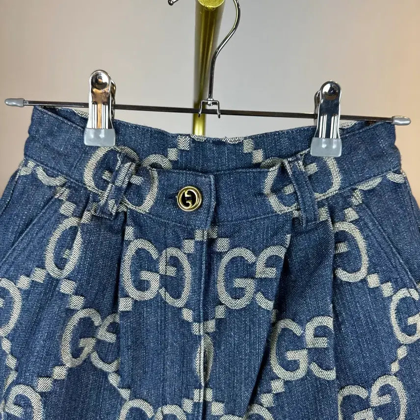 [BUNJANG] Gucci GG Logo Denim Shorts (Size 36) / (백화점판)(36) 구찌 GG 로고 데님 반바지
