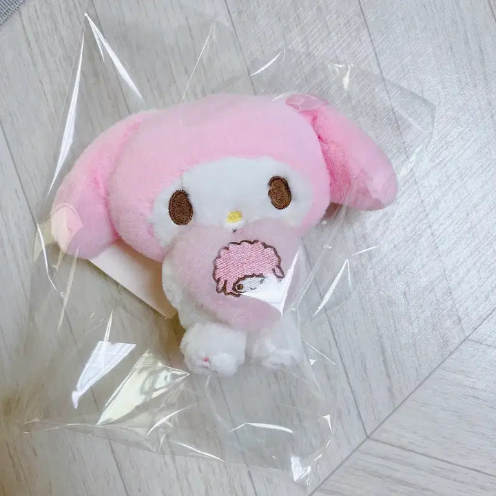 [BUNJANG] Sanrio My Melody "Bestie" Heart Mascot Doll Keychain / 산리오 마이멜로디 단짝 하트 마스코트 인형키링