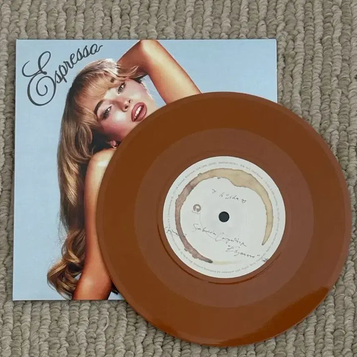 [BUNJANG] Sabrina Carpenter Espresso 7-inch LP (Sealed) / 사브리나 카펜터 에스프레소 7인치 LP (미개봉)