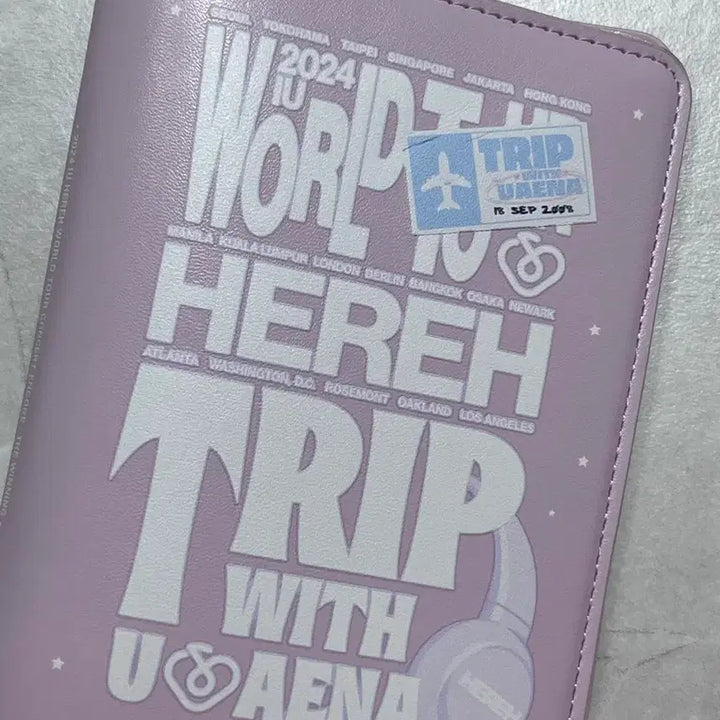 [BUNJANG] IU Tweety Passport Case / 아이유 콘서트 굿즈 여권케이스 트위티