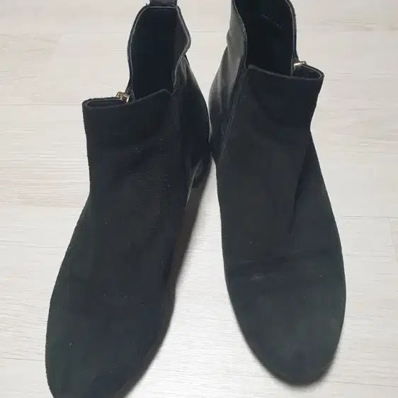 [BUNJANG] Suede Ankle Boots Black (Used) / 스웨이드 앵클 부츠 250/Black (착샷O)