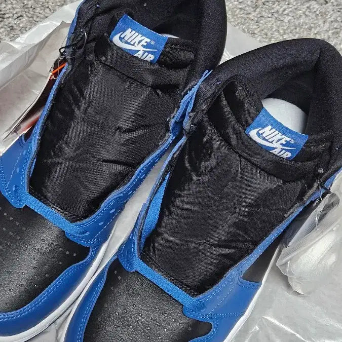 [BUNJANG] Jordan 1 Retro High OG Dark Marina Blue Sneakers / 조던 1 레트로 하이 OG 다크 마리나 블루
