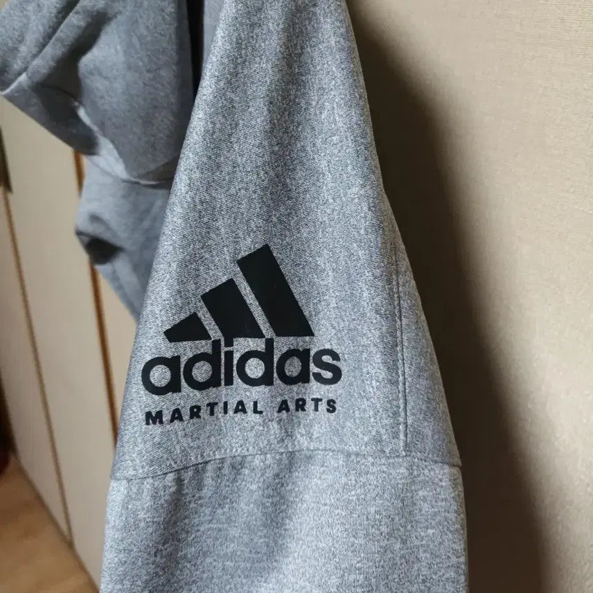 [BUNJANG] Adidas Hooded Zip-up Jacket (XL) / 아디다스  후드집업 xl