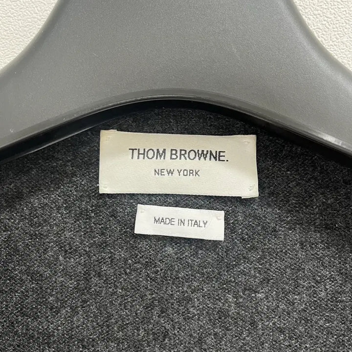 [BUNJANG] Thom Browne Diagonal Stripe Cashmere Cardigan Charcoal / [2SIZE]톰브라운 사선완장 캐시미어 가디건 차콜