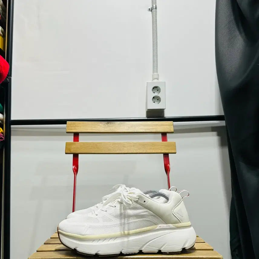 [BUNJANG] Akiklassic Recovery Bumper Sneakers / 270) 아키클래식 운동화 남성 남자 신발 리커버리 범퍼