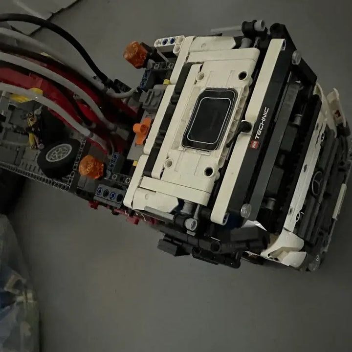 [BUNJANG] Lego Technic 42043 Arocs Mercedes-Benz Truck / 레고 테크닉 42043 아록스 벤츠 트럭
