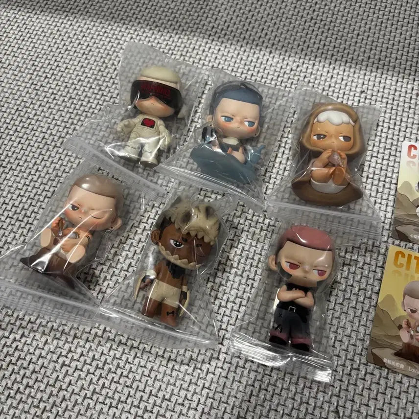 [BUNJANG] Pop Mart Kubo City of Sunset Set / 팝마트 쿠보 시티오브선셋 세트 판매