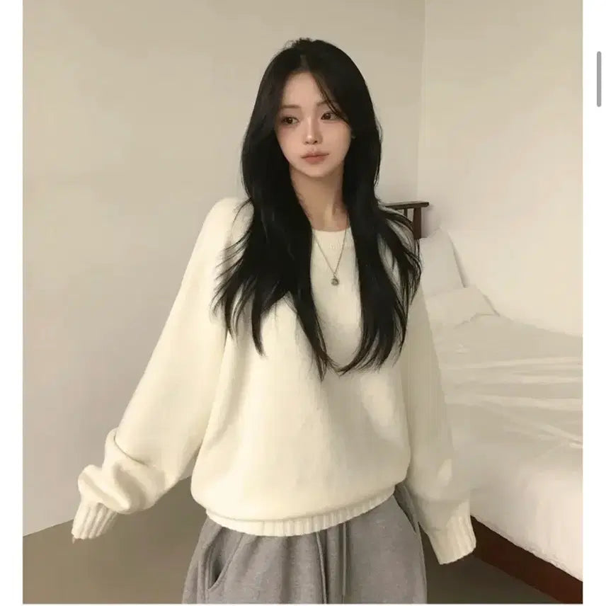 [BUNJANG] Andmore Loose Fit Round Knit Sweater / 앤드모어 루즈핏 라운드 니트