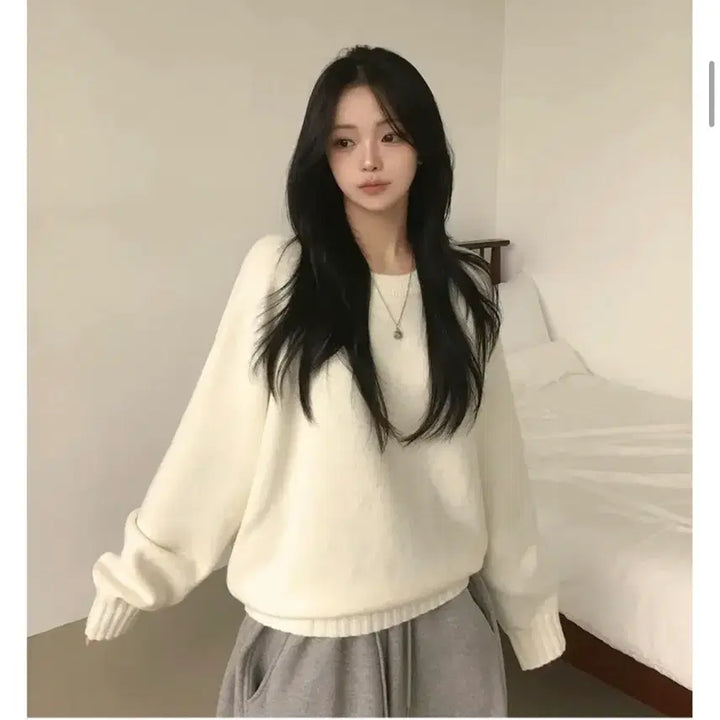 [BUNJANG] Andmore Loose Fit Round Knit Sweater / 앤드모어 루즈핏 라운드 니트