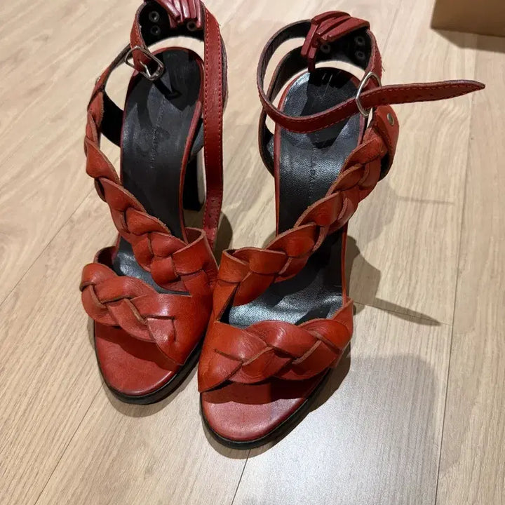 [BUNJANG] Balenciaga Sandals Heels / 발렌시아가 샌들 힐