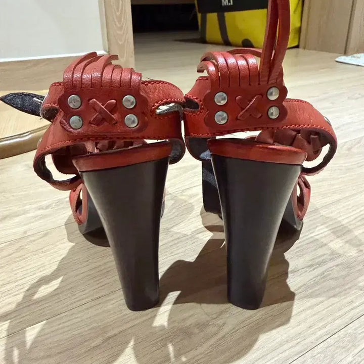 [BUNJANG] Balenciaga Sandals Heels / 발렌시아가 샌들 힐