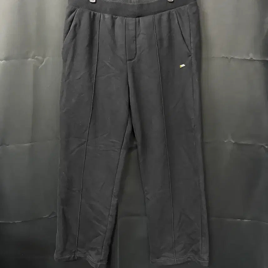 [BUNJANG] National Geographic Training Pants / 네셔널 지오그래픽 정품 트레이닝 팬츠