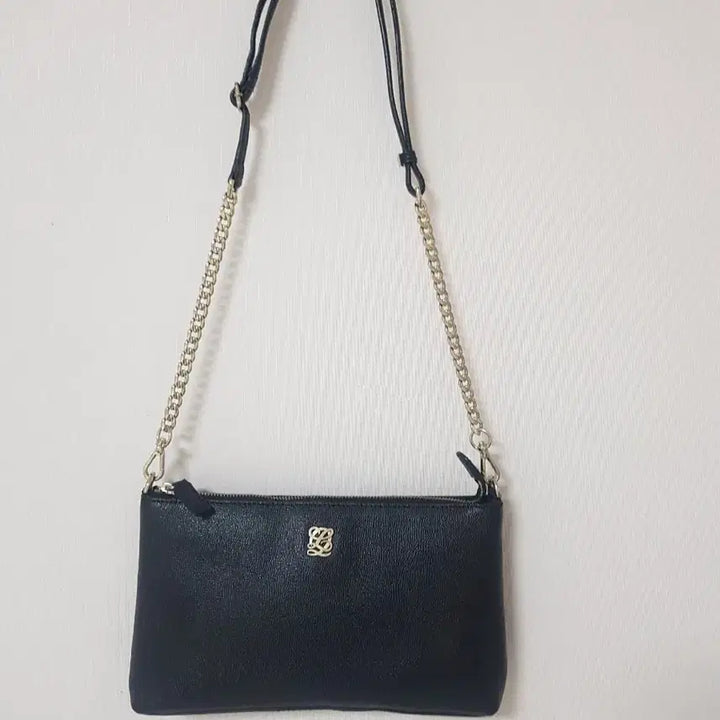 [SOLD OUT] 루이가또즈 숄더백 ㅡ 정품