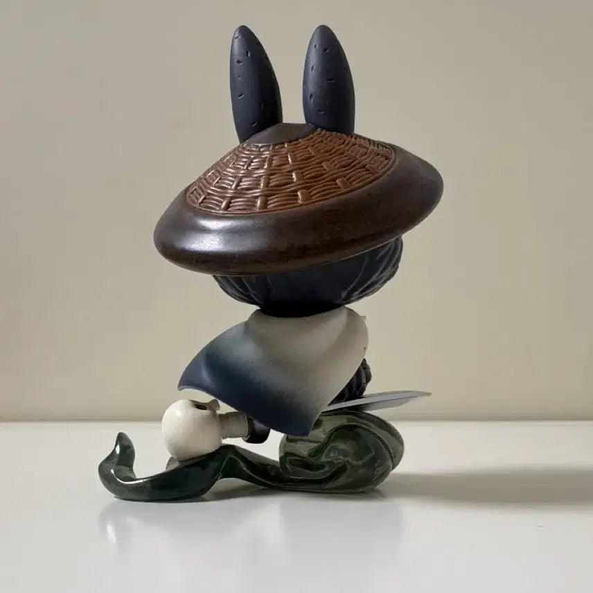 [BUNJANG] Popmart 14th Anniversary Wuxia World Labubu (Opened, Displayed) / (개봉,전시) 팝마트 14주년 무협세계 라부부 판매합니다