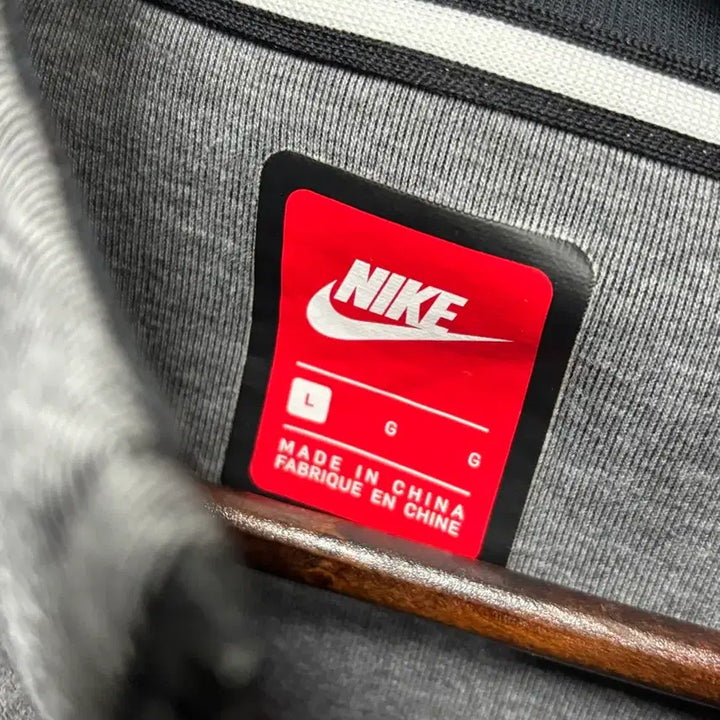 [BUNJANG] Nike Paris Tech Pack Hoodie / 나이키 파리 테크팩 후드집업