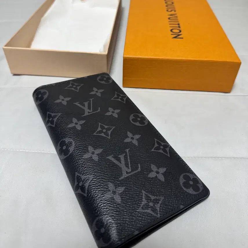 [SOLD OUT] [상태좋음/정품] 루이비통 브라짜 월렛 이클립스 장지갑