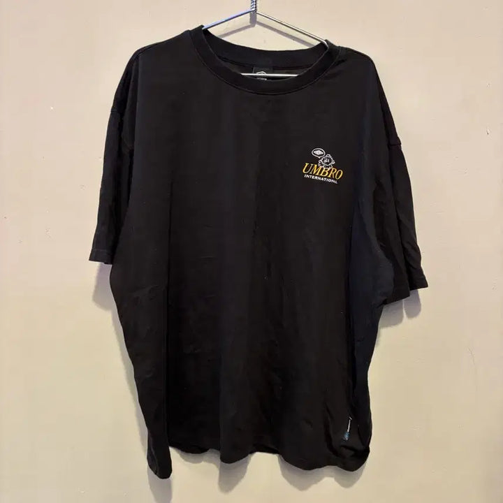 [BUNJANG] Umbro Short Sleeve T-shirt / 엄브로 정품 반팔티
