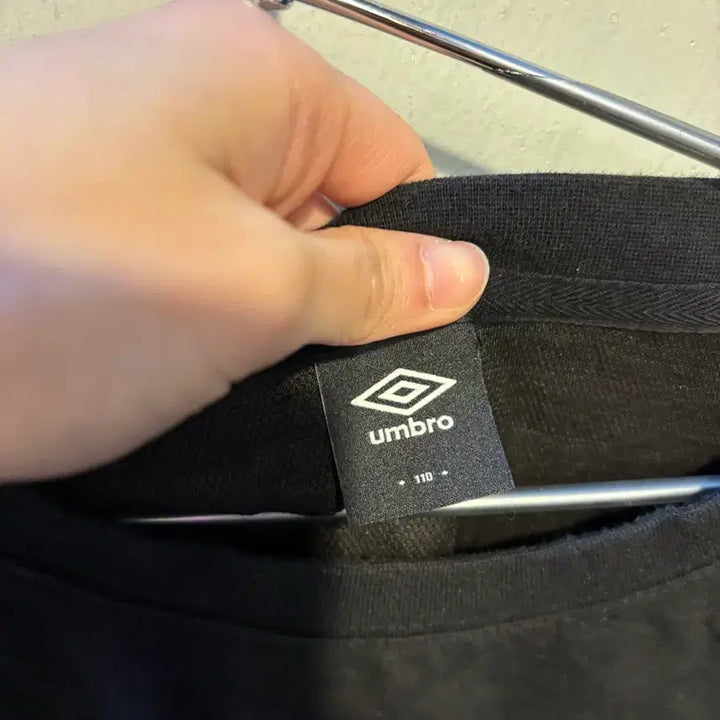 [BUNJANG] Umbro Short Sleeve T-shirt / 엄브로 정품 반팔티