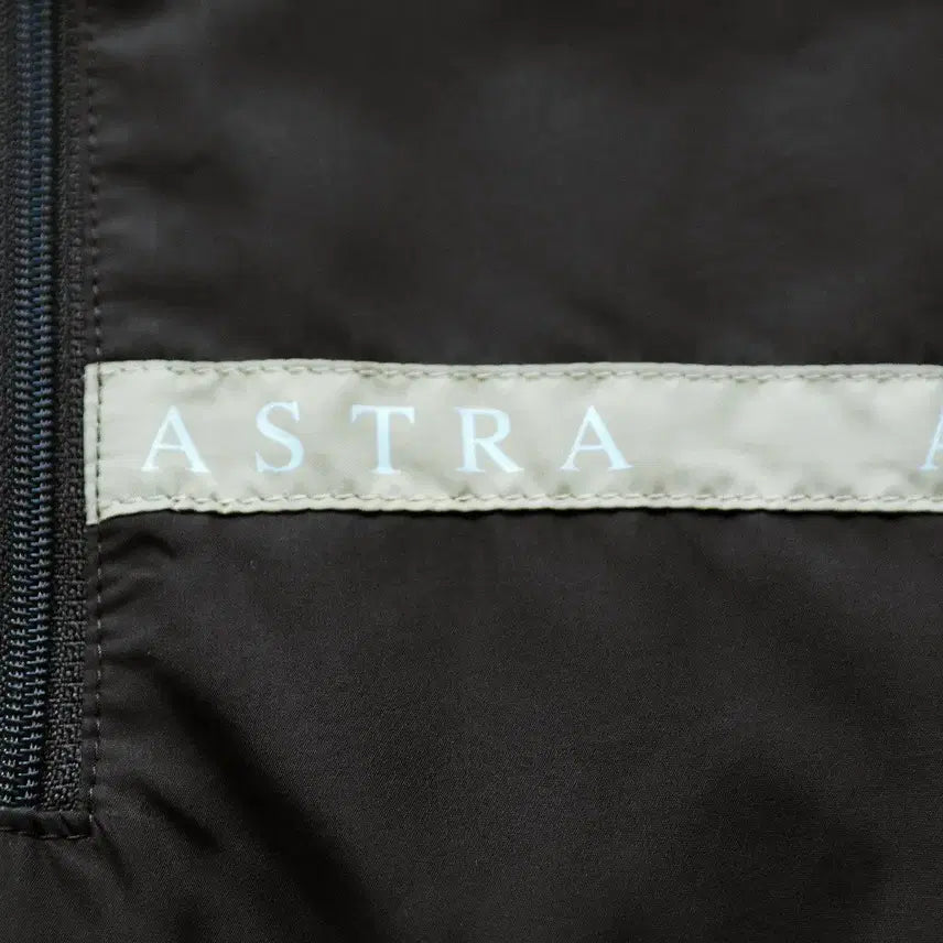 [BUNJANG] Astra Windbreaker Jacket (110 Size) / 아스트라바람막이/110사이즈 /새제품수준