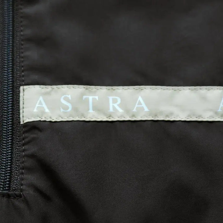 [BUNJANG] Astra Windbreaker Jacket (110 Size) / 아스트라바람막이/110사이즈 /새제품수준