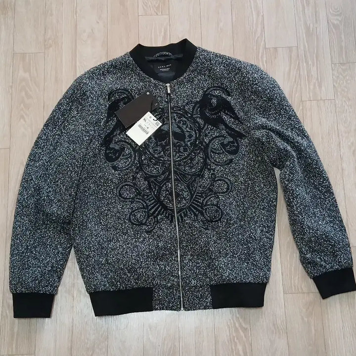 [BUNJANG] Zara Luxury Skull Blouson XL / (새제품) 자라 Zara 럭셔리 해골 블루종 XL 레어템