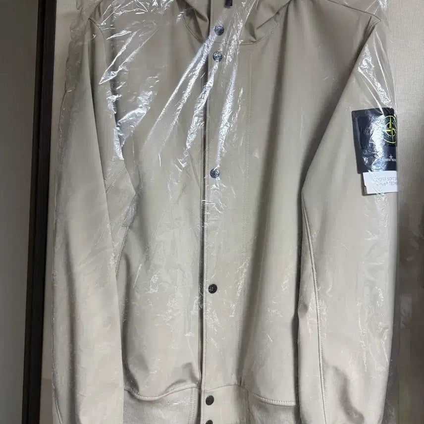 [BUNJANG] Stone Island Light Soft Shell Jacket Beige XL / 스톤아일랜드  라이트 소프트쉘 베이지 XL 새상품