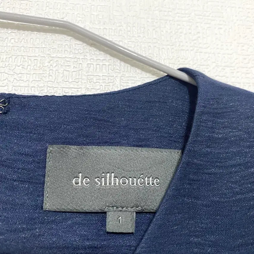 [BUNJANG] The Silhouette Crinkle Navy One-Piece Dress / 더 실루엣 크링클 네이비 원피스