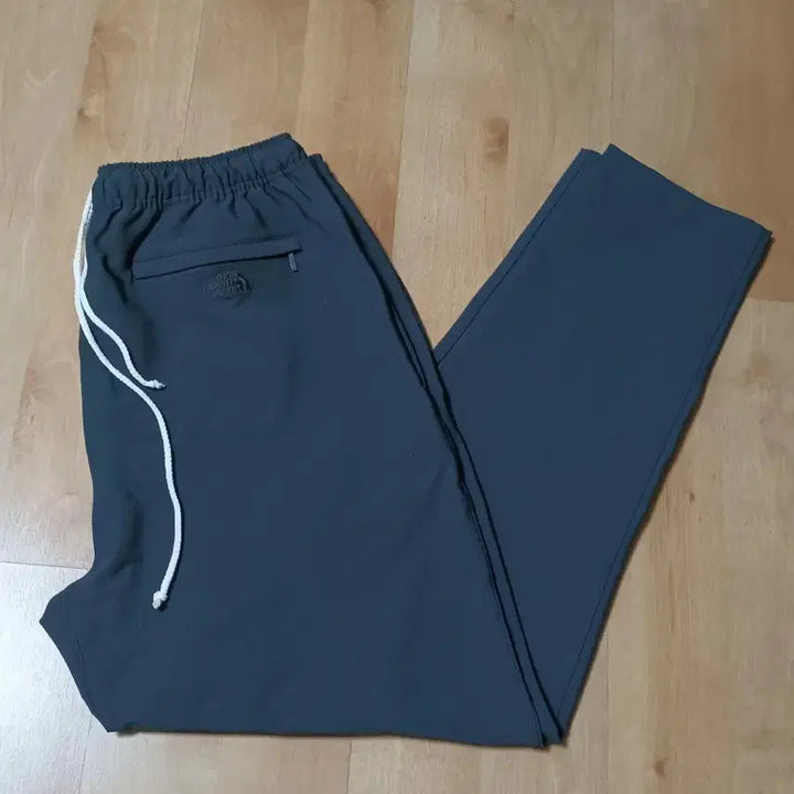 [SOLD OUT] 노스페이스 xl 트레이닝 바지 네이비