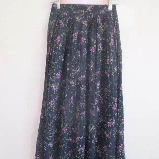 [BUNJANG] Pink Flower Navy Chiffon Long Skirt / 핑크꽃 / 네이비 쉬폰 롱 스커트