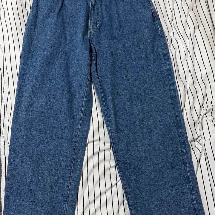 [BUNJANG] Kakis Relaxed Denim Mid Blue Jeans / [L] 카키스 릴렉스드 데님 미드 블루
