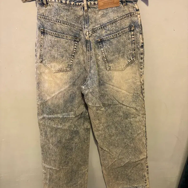 [BUNJANG] Mason Prince Stone Washing Denim Pants / 메이슨프린스 스톤워싱 데님 팬츠
