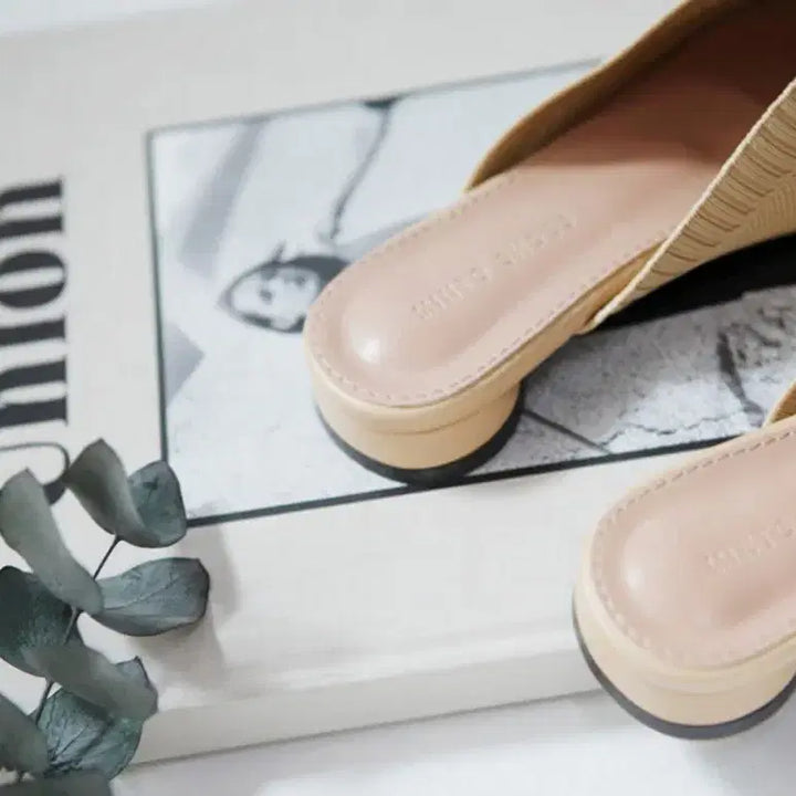 [BUNJANG] Pointed Toe Knit Mule Slippers / 새상품 특가) 뾰족코 니트뮬 슬리퍼(230,240)