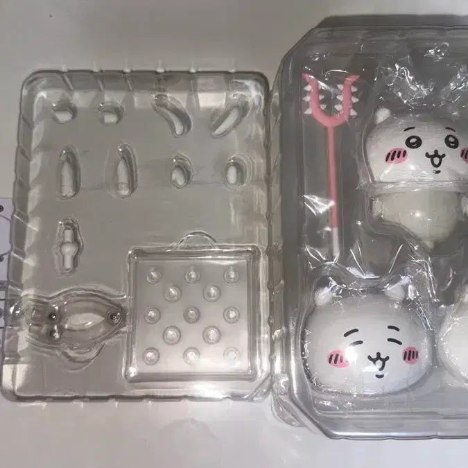[BUNJANG] Nendoroid Chiikawa Figure / 넨도로이드 2167 치이카와 먼작귀 피규어 가챠