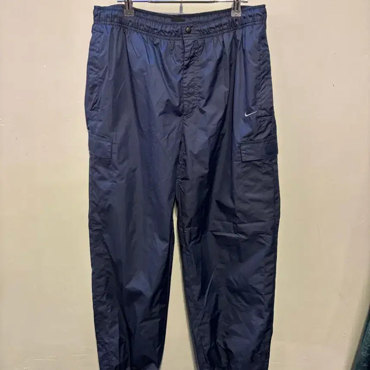 [SOLD OUT] 나이키 트레이닝 카고 팬츠
