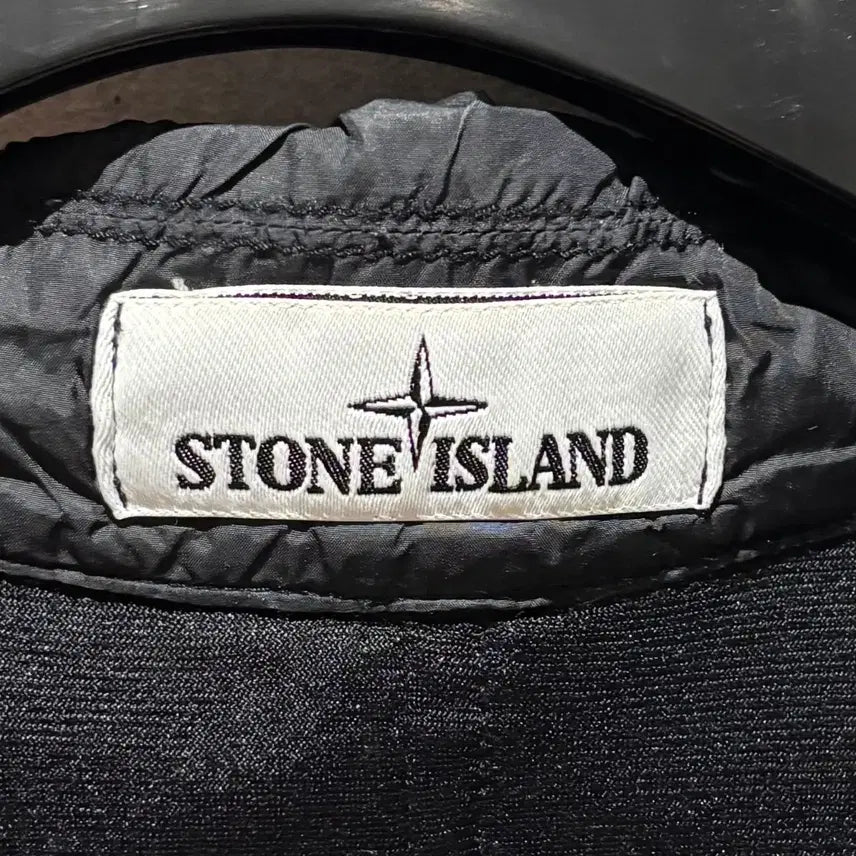 [BUNJANG] Stone Island Crinkle Reps Windbreaker Jacket (Black) / A+ / L (103) 스톤아일랜드 크링클랩스 바람막이 블랙