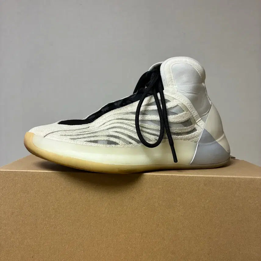 [SOLD OUT] [260]아디다스 이지 퀀텀 YEEZY QNTM